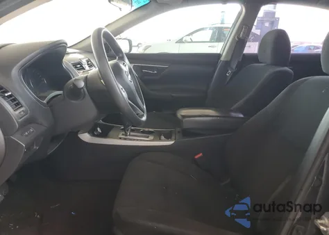 2015 Nissan Altima 2.5 из США, поврежденный, VIN 1N4AL3AP0FN906997